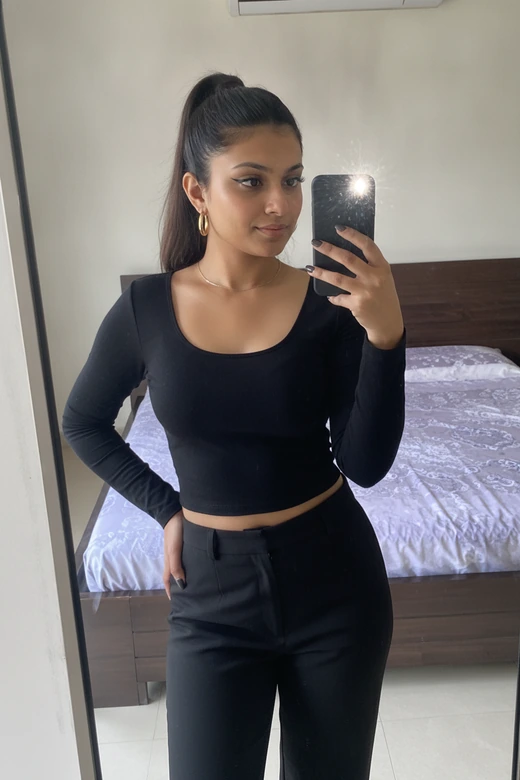 Create a mirror selfie baddie filter look from a portrait